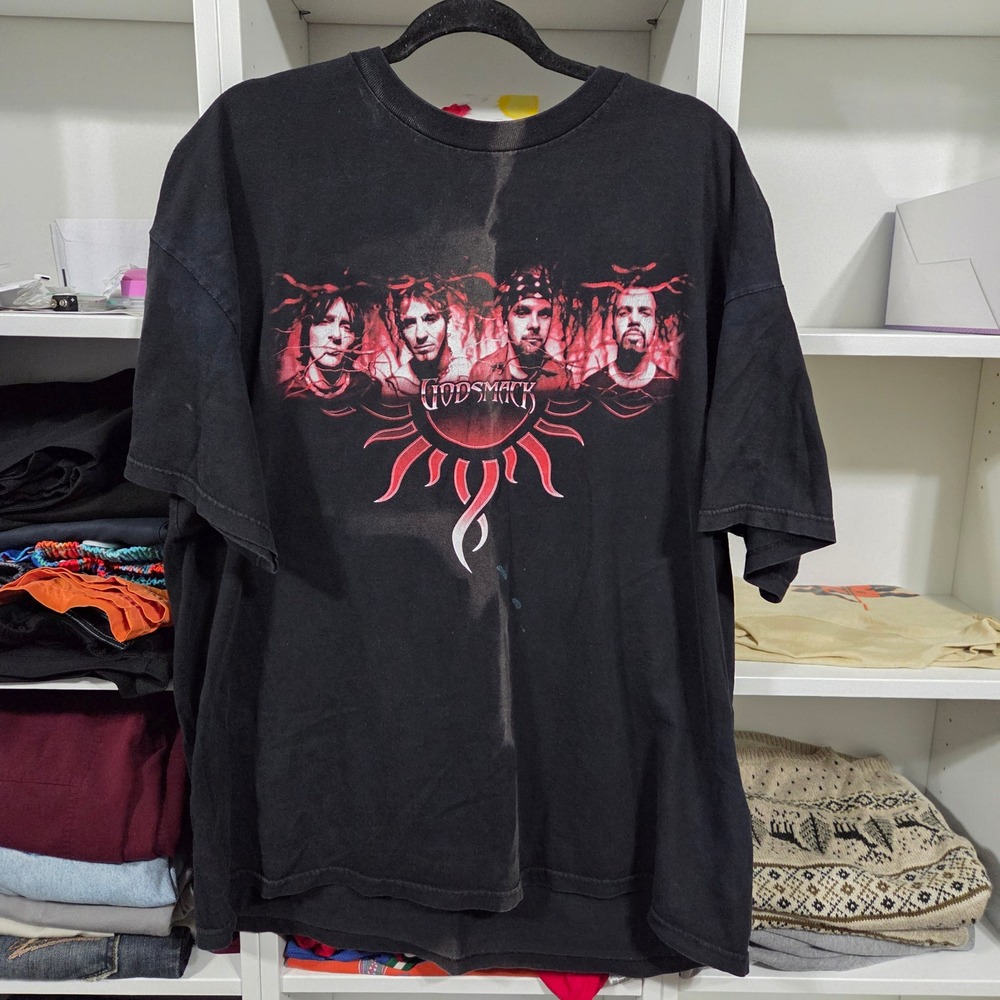Vintage Godsmack Band Tour T-Shirt Black Red Sun Graphic Mens XL Faded Metal Tee